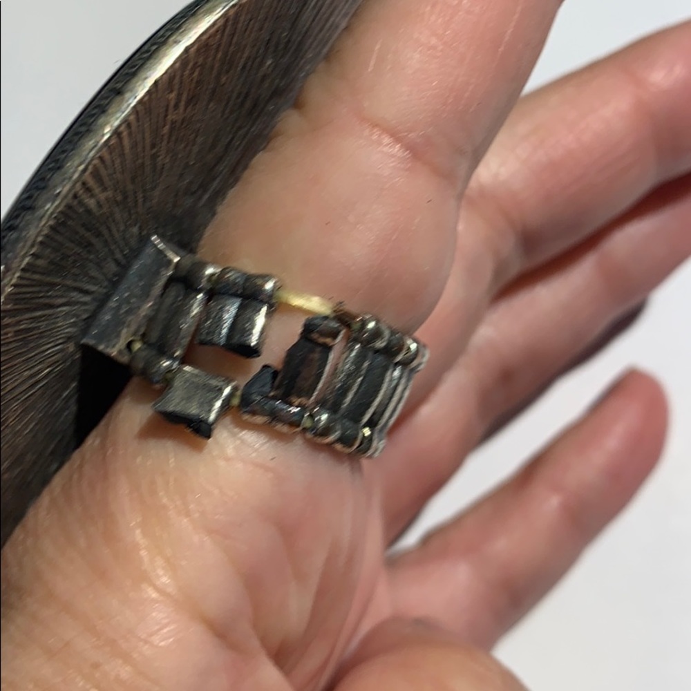 Large deep blue ring - Picture 2 of 3